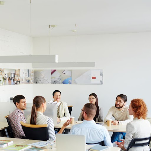 Дежурен Електротехник-Хладилен склад